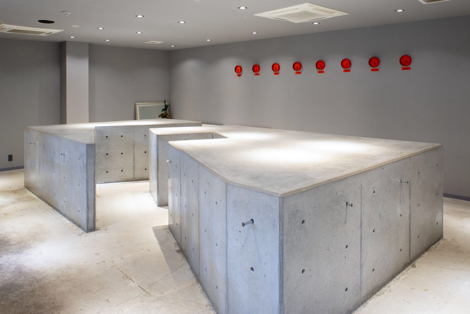 柳橋連合市場内ゲストハウス °F/CONCEPT